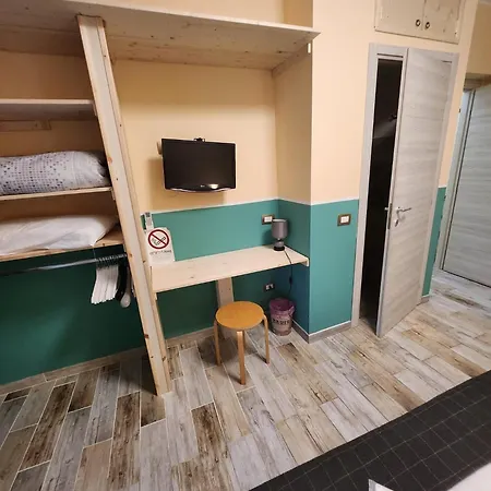 Le Terrazze Di Alberto Panzió 3*